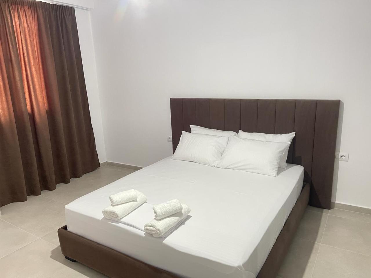 Sunrose Residences Sarandë 외부 사진