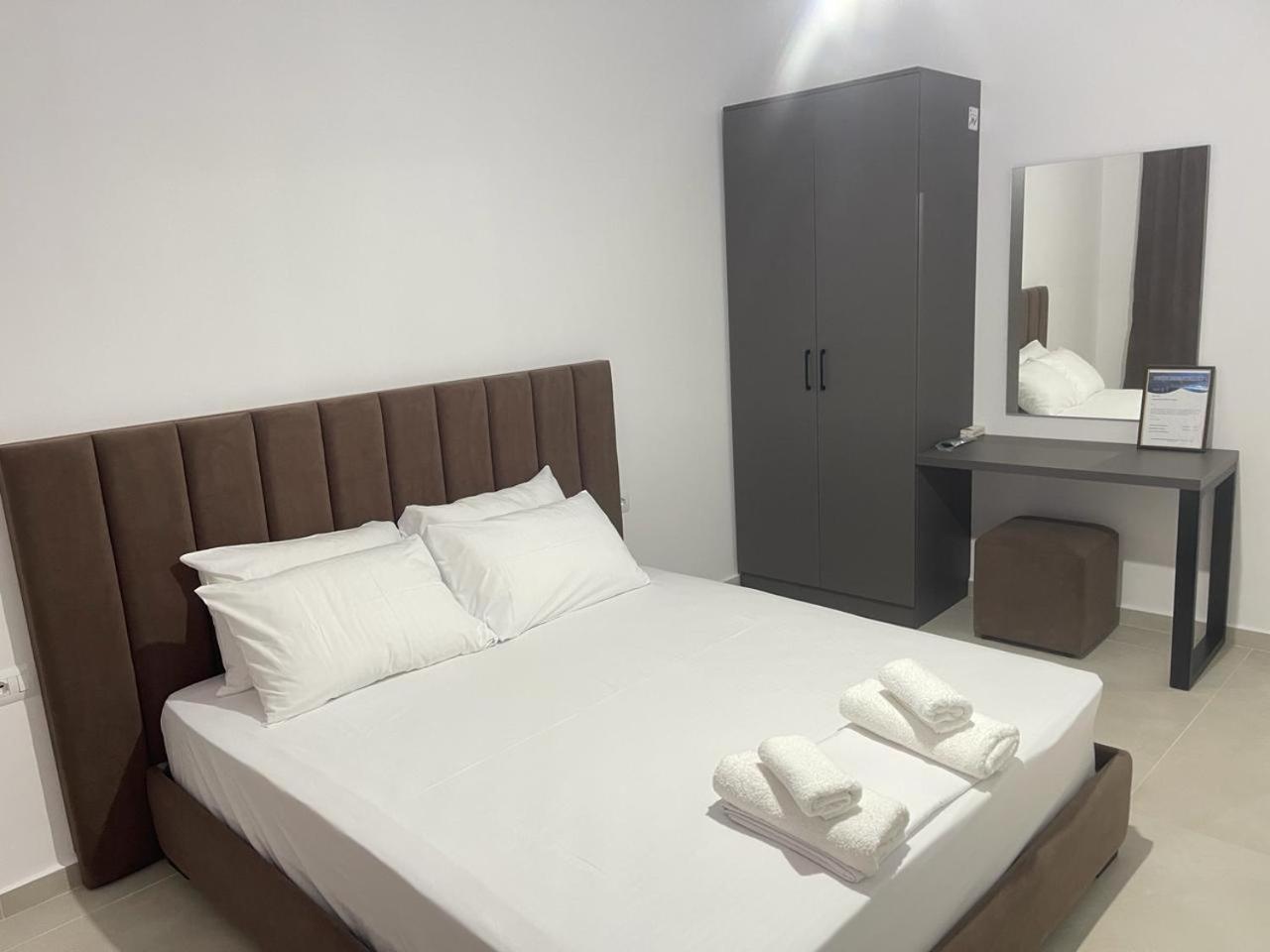 Sunrose Residences Sarandë 외부 사진